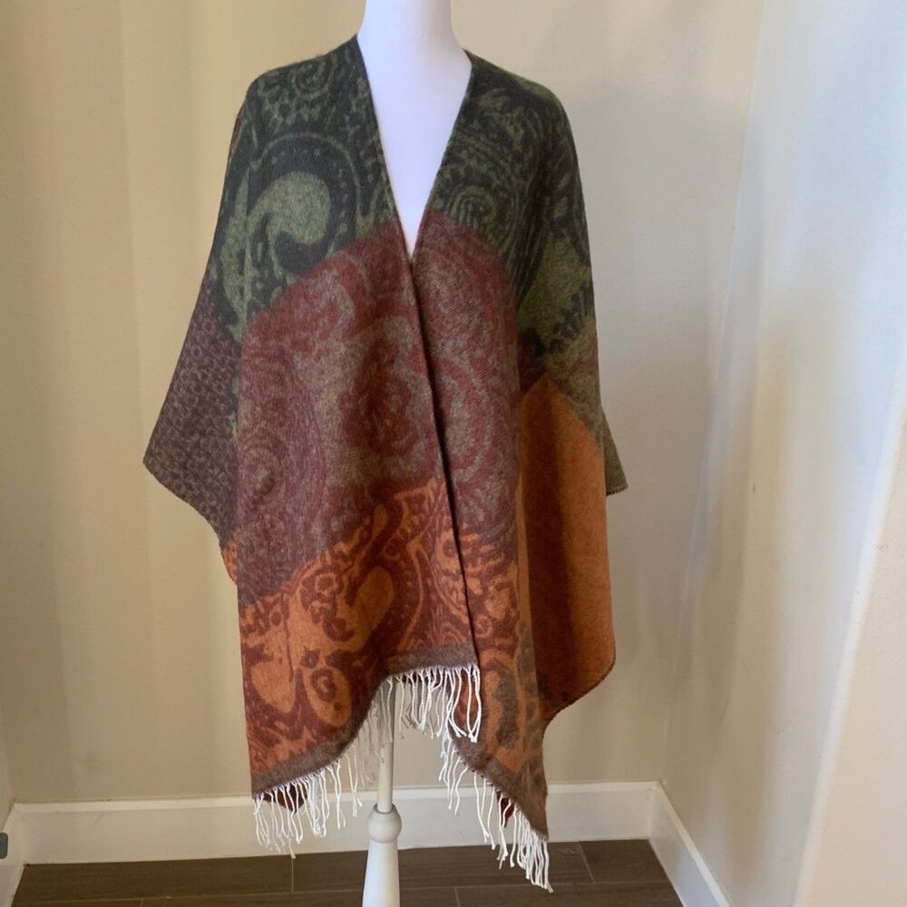 Adrienne Vittadini Wrap Shawl W/Fringe